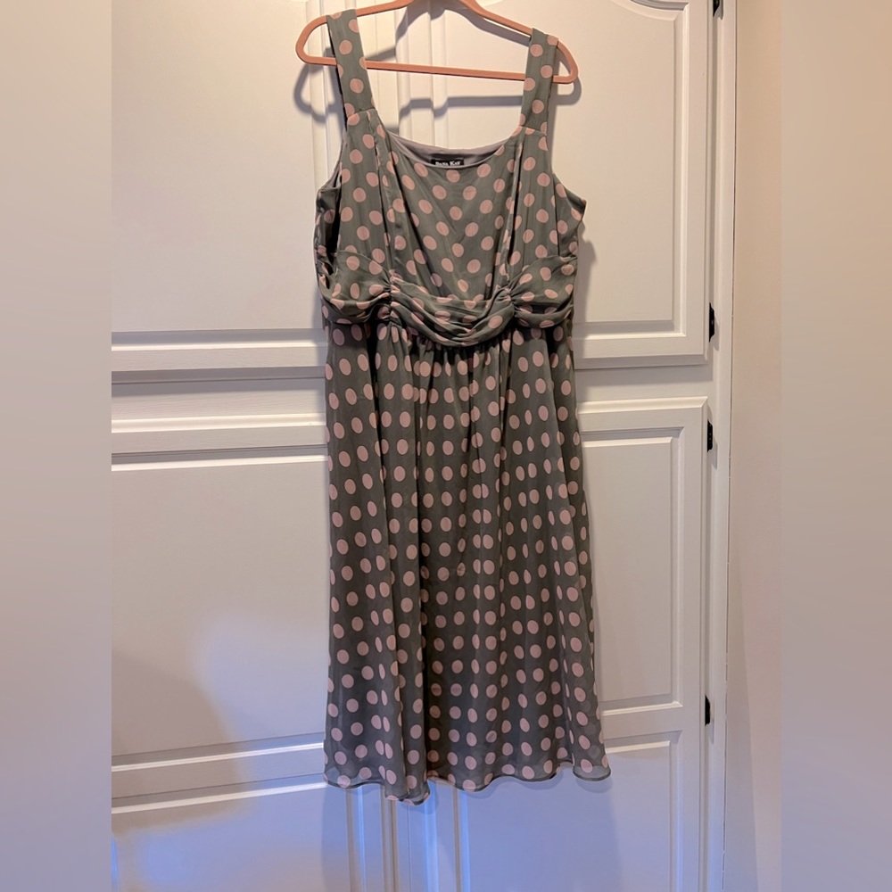 Polkadots dress with lining